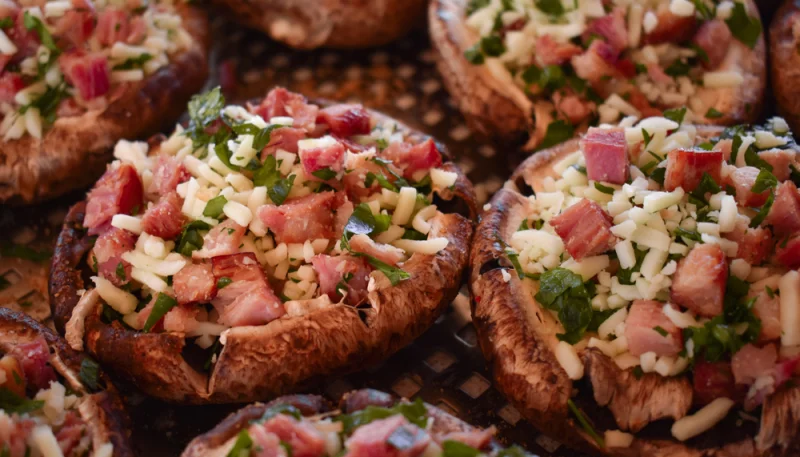 Funghi ripieni al prosciutto