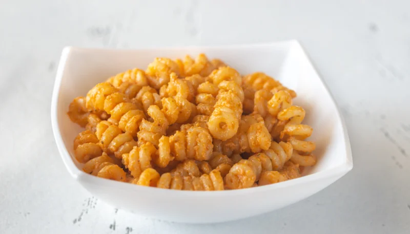 Fusilli con ricotta e pomodori secchi