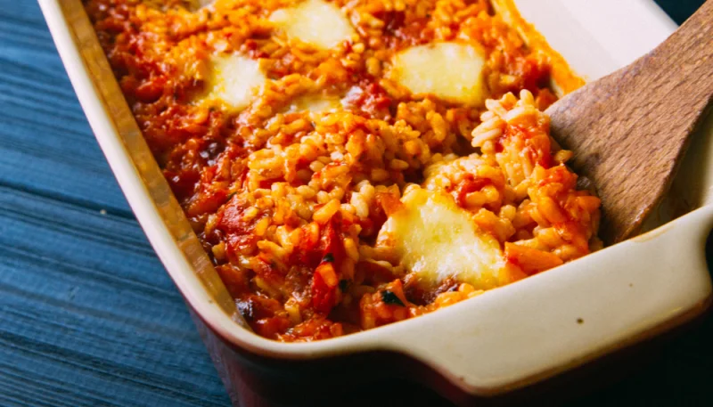 Riso con pomodoro e mozzarella