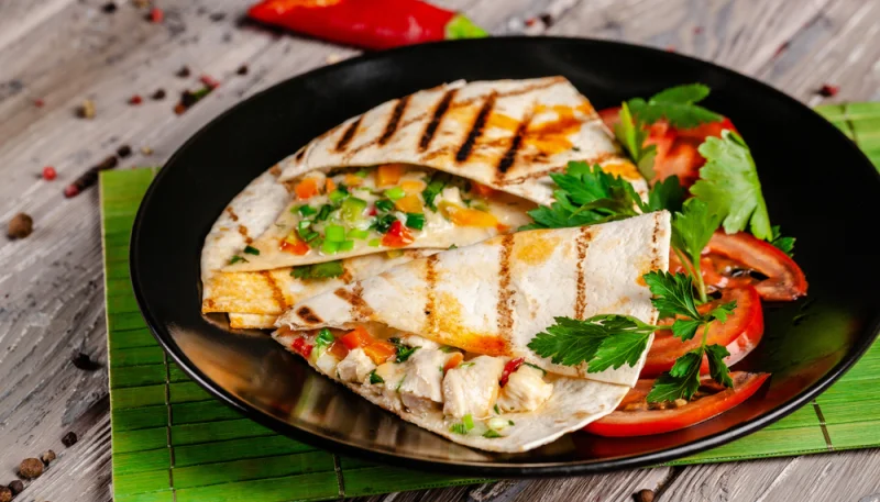 Tortillas di pollo alle verdure