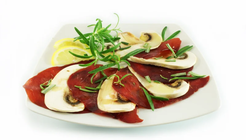 Bresaola con champignon