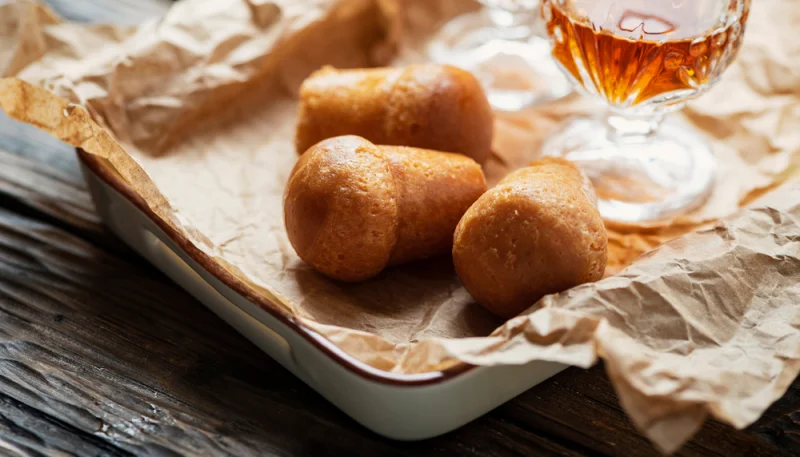 Babà salato in salsa rosa