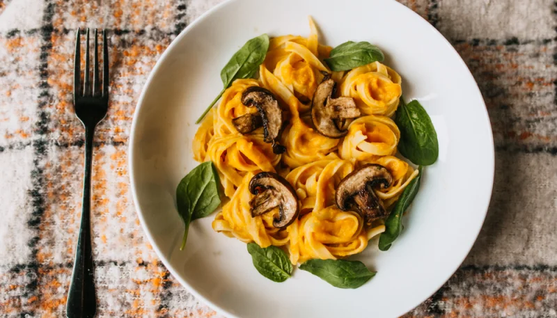 Tagliatelle zucca e funghi