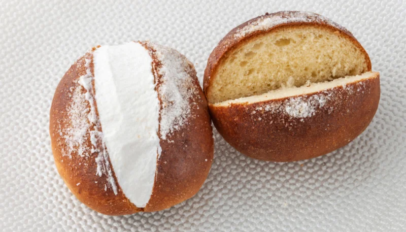 Maritozzi con la panna