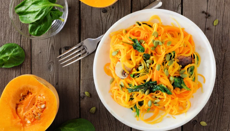 Spaghetti alla zucca con crema di pecorino
