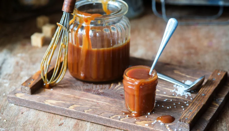 Crema spalmabile al caramello.