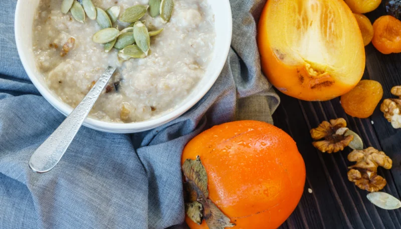 Porridge cacao e cachi