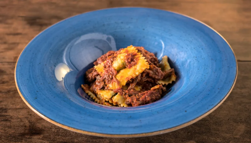 Ravioli ripieni di carni miste