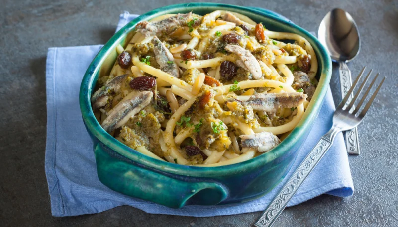 Bigoli in salsa di sardine