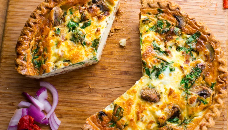 Crostata di friarielli e salsiccia