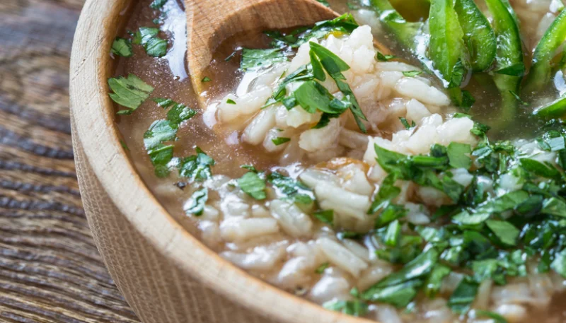 Minestra di riso e prezzemolo