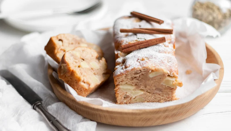 Apple bread