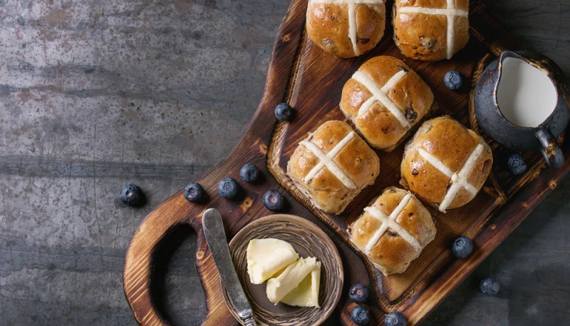 Hot cross buns
