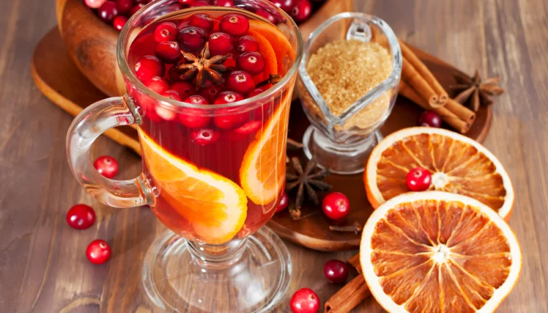 Bevanda arancia e mirtillo rosso