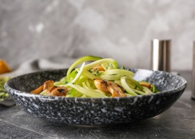 Spaghetti di zucchine ai funghi