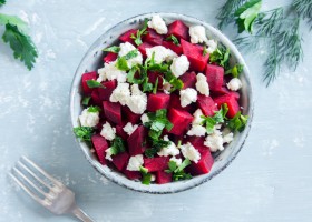 Insalata di barbabietole e feta