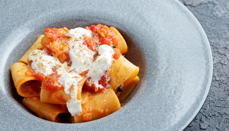 Paccheri burrata e pomodorini