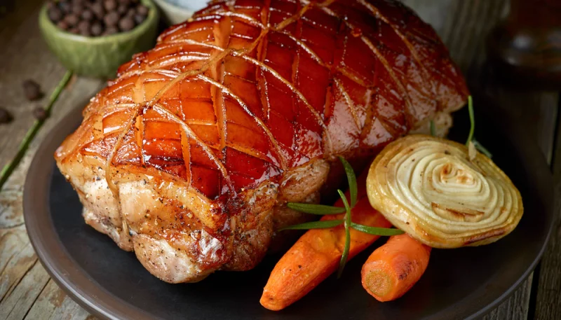 Arrosto di pancetta di maiale alla senape