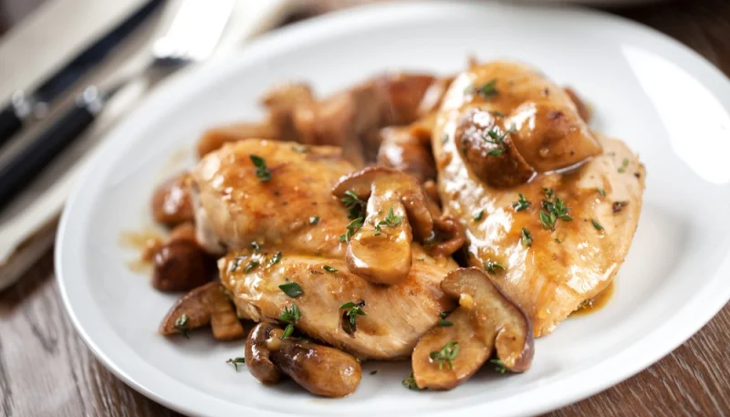 Tacchino ai funghi misti