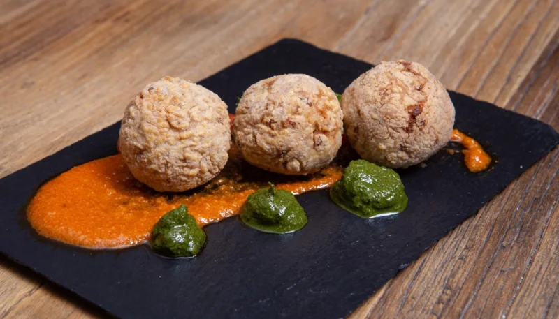 Polpette di salsiccia con lenticchie