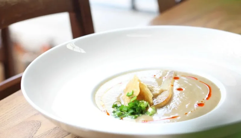 Vellutata di pera e porri