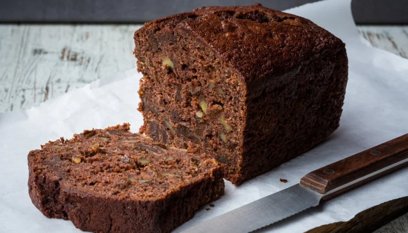 Banana bread cioccolato e nocciole