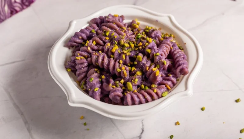 Fusilli al cavolo viola
