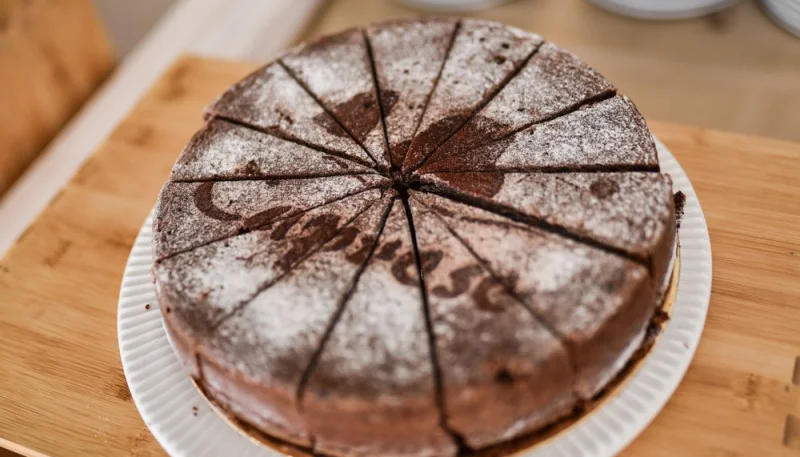 Torta caprese al rum