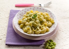 Pasta con crema di fave