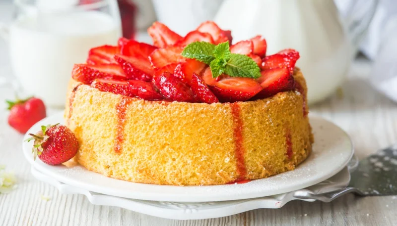 Torta margherita con le fragole