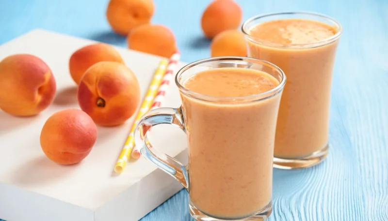 Smoothie alle albicocche e melone