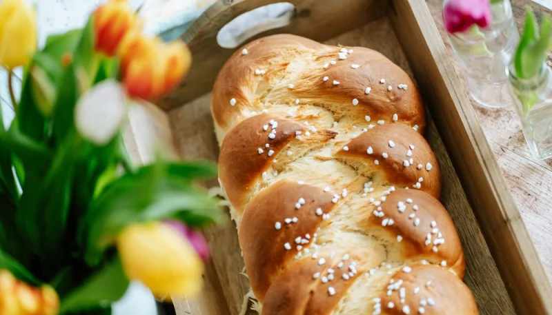Treccia di brioche