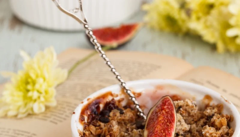 Crumble di fichi e mandorle