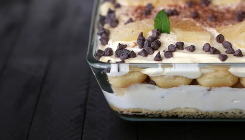 Tiramisù all'ananas e crema pasticcera