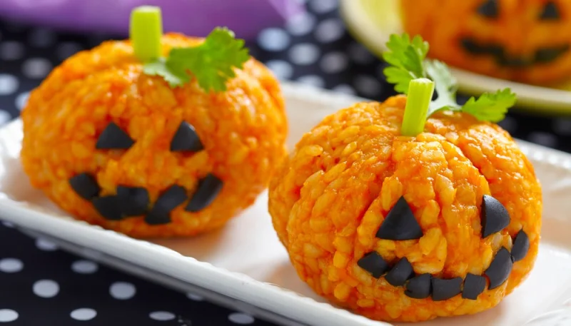 Polpette di riso di Halloween