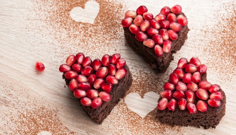 Brownies con melograno e cioccolato fondente